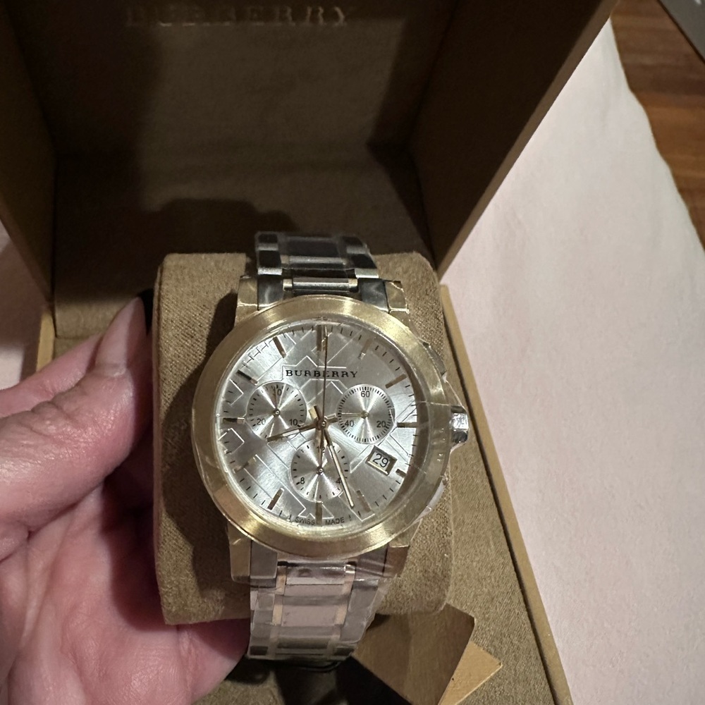 BURBERRY - Two Tone Chronograph Bracelet Watch NWT - Picture 7 of 10